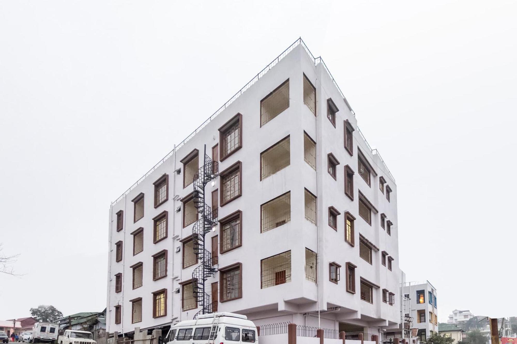 Hotel Travellers Inn Shillong Kültér fotó