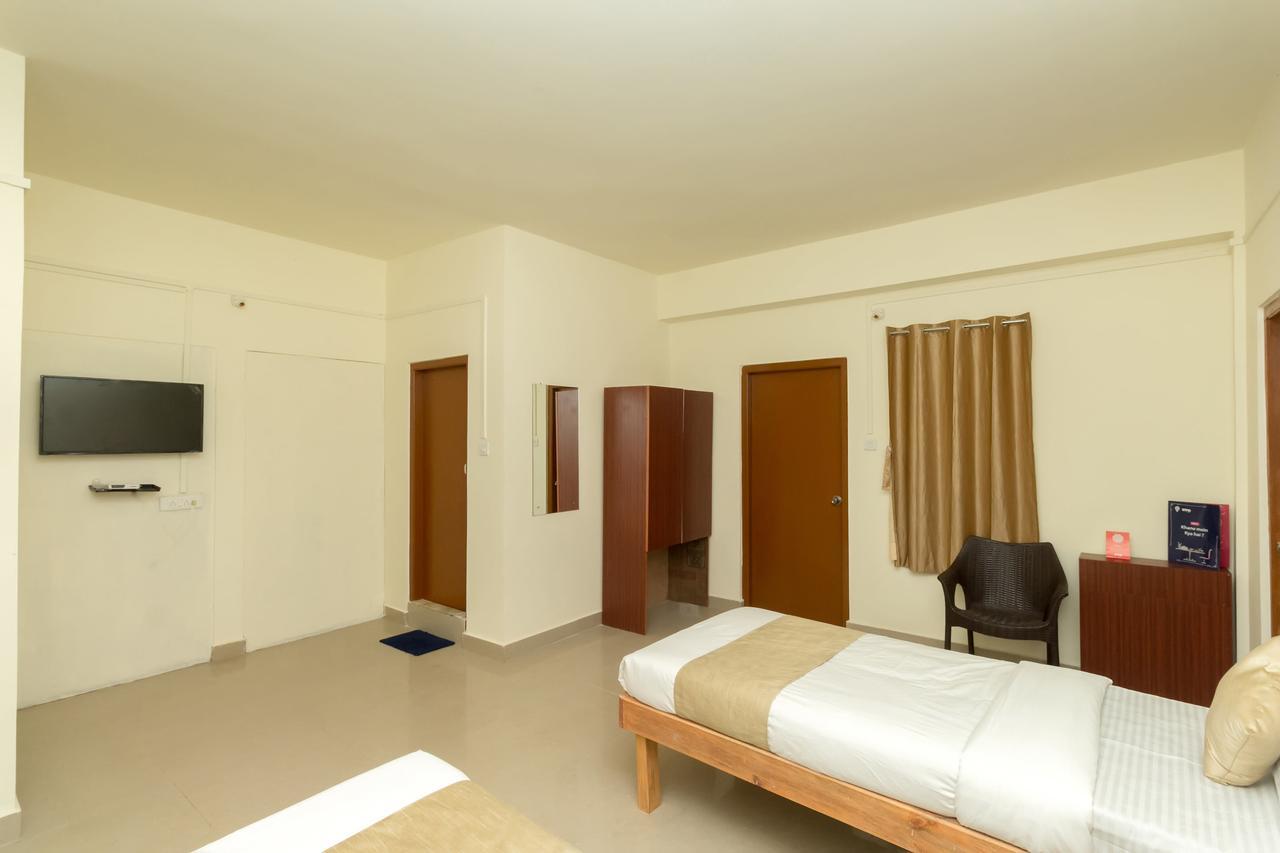 Hotel Travellers Inn Shillong Kültér fotó